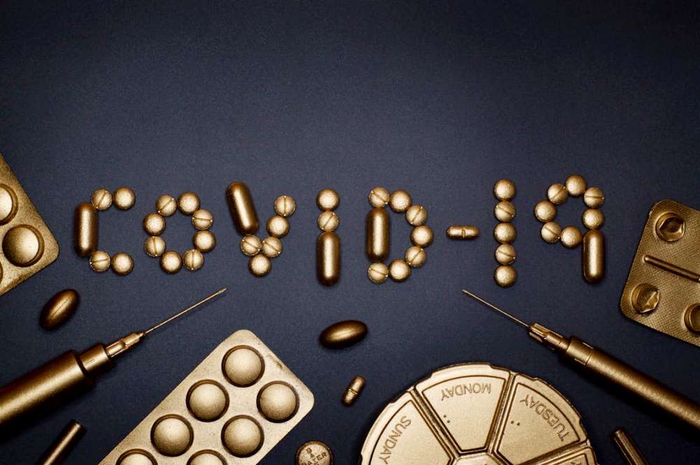 Взгляд на бессимптомную инфекцию SARS-CoV-2 как темную материю пандемии