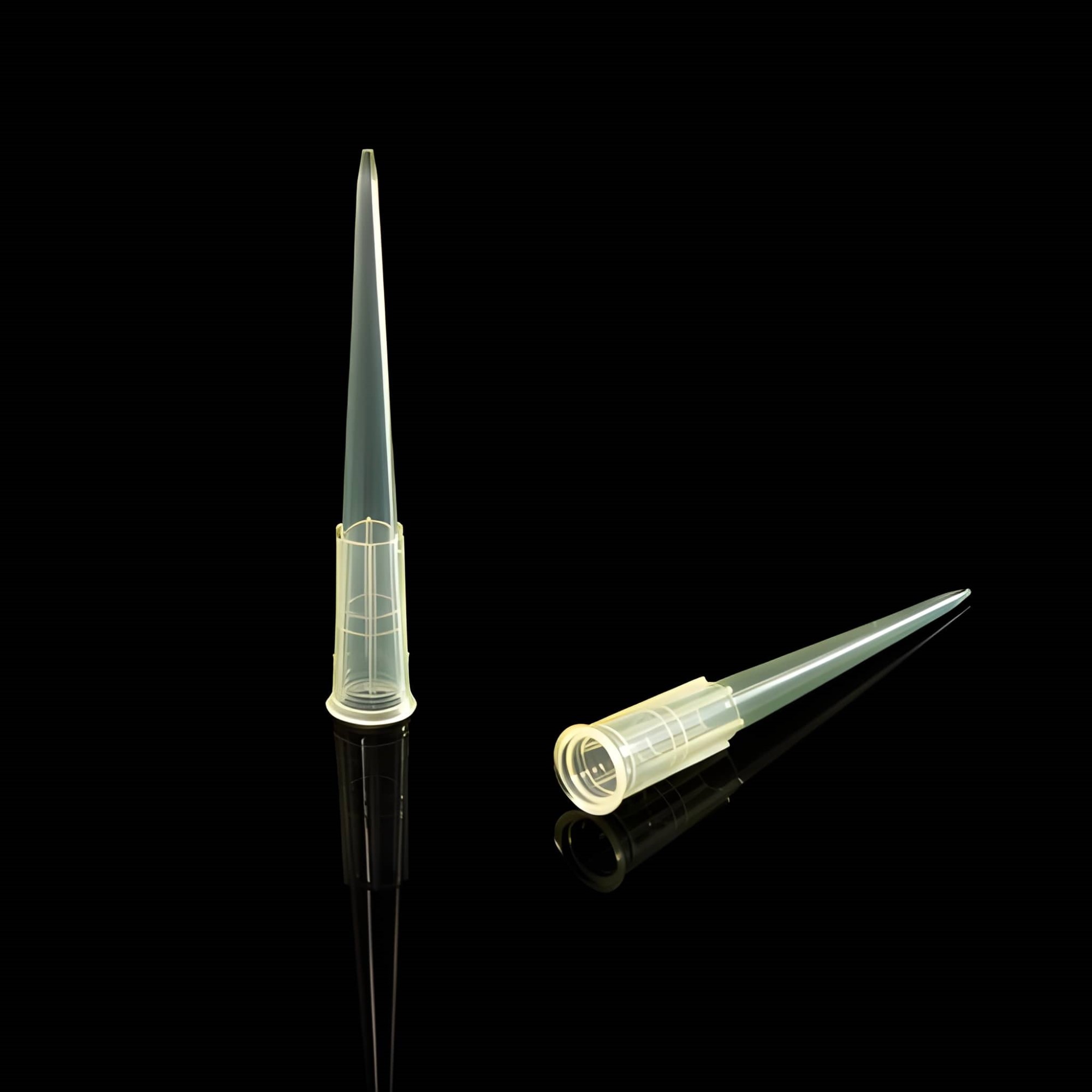 Laboao AX желтые стерильные наконечники 200 мкл во вставках в башнях